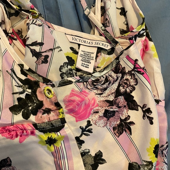 Victoria’s Secret Pajama - Picture 4 of 6